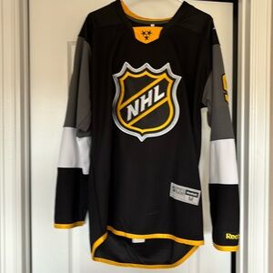 ULTRA RARE NHL 2016 All Star game #9 Matt Duchene